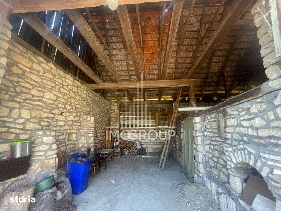 De vanzare casa in comuna Garbau Comision 0%-11