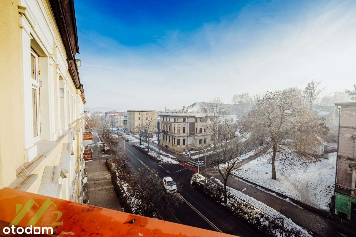 Nowoczesne M3 z widokiem na góry - centrum Jeleniej Góry-9