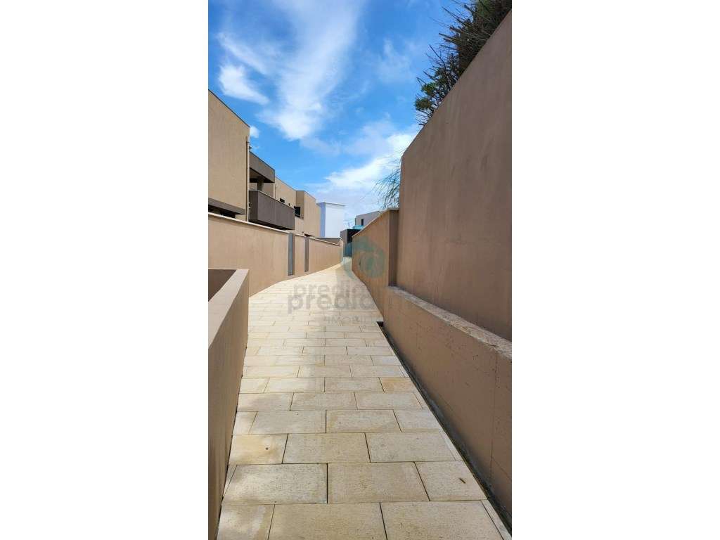 Moradia T3 Villas de Nazarães, Madalena-17