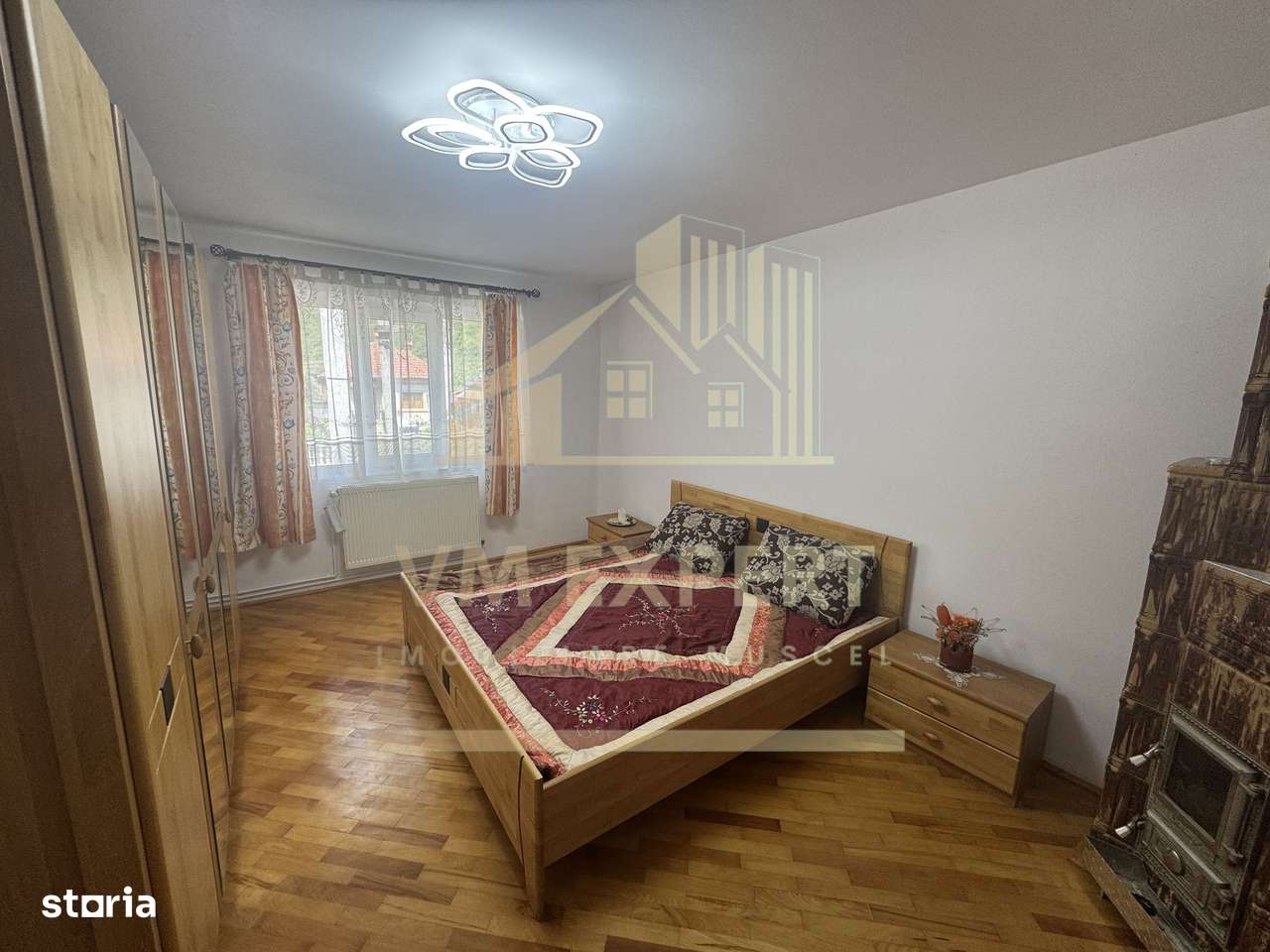 VILA 5 CAMERE, TEREN 4520 MP, LERESTI, ARGES - Imagine principală: 5/20