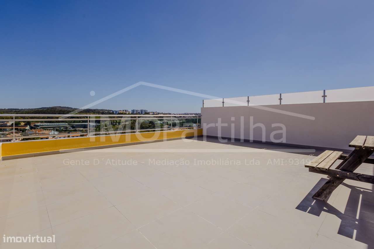 Moradia T5 C/ Piscina e campo de Basketball - Sintra-25