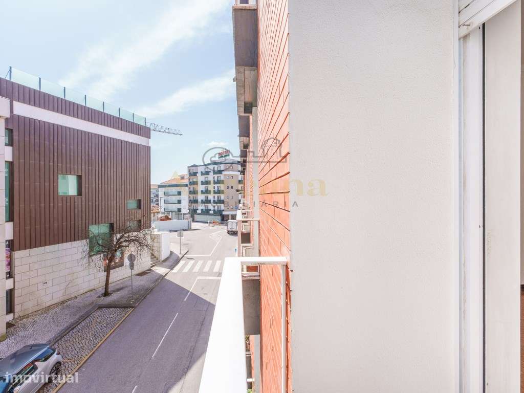 Apartamento T3 com elevador - Centro de Fátima-30