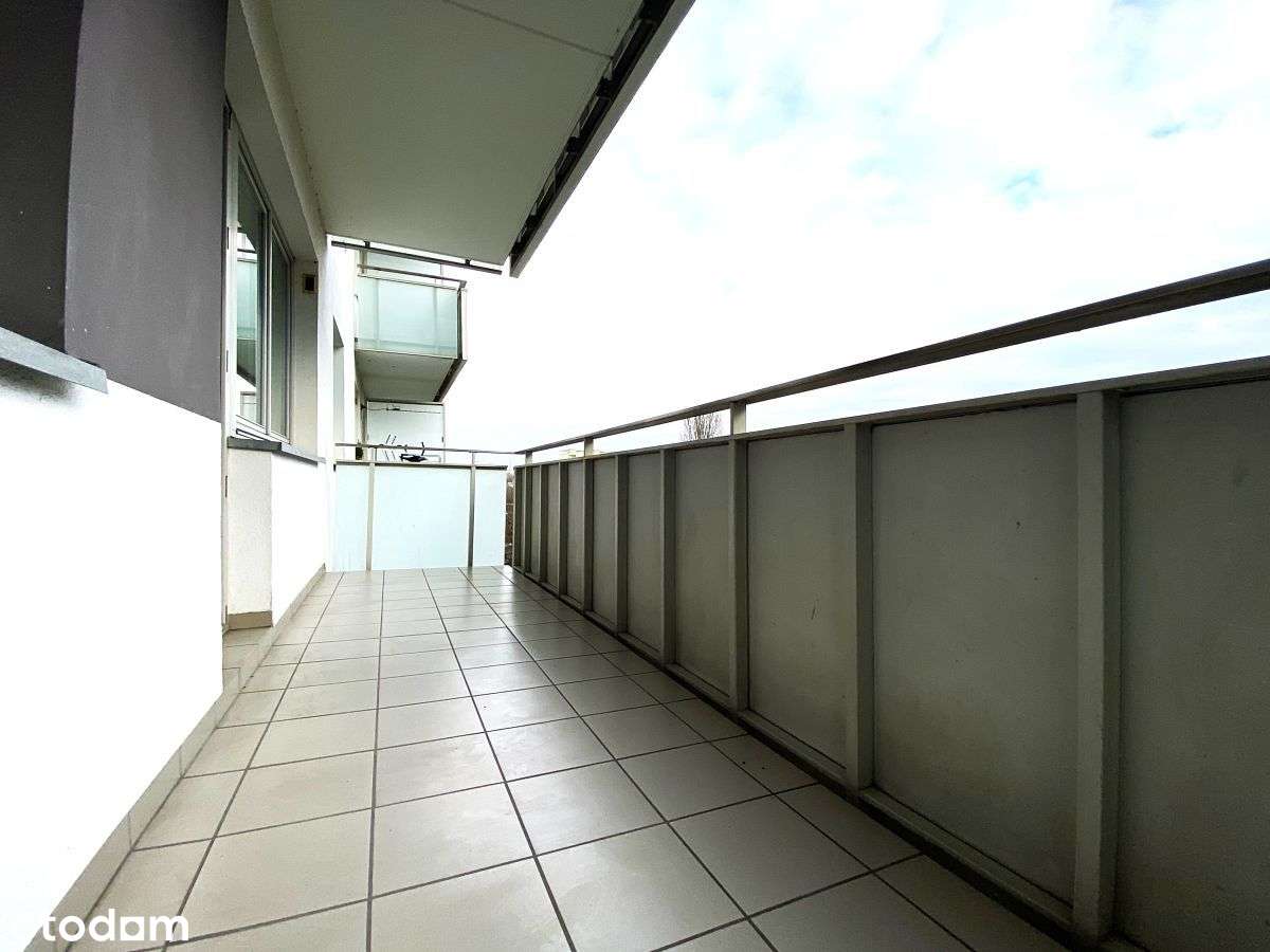 2 pok/ Taras/komórka lok/Winda-8