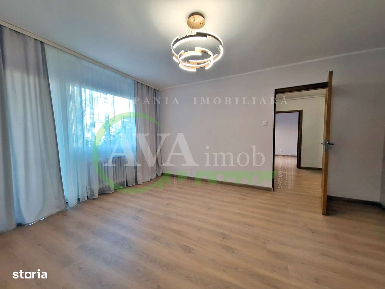 Apartament modern, 3 Camere, Etaj 3, 2 Balcoane - Cornisa Bistritei-7