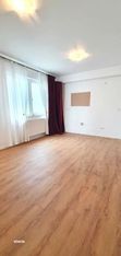 Apartament cu 3 camere de vânzare, in Marasti