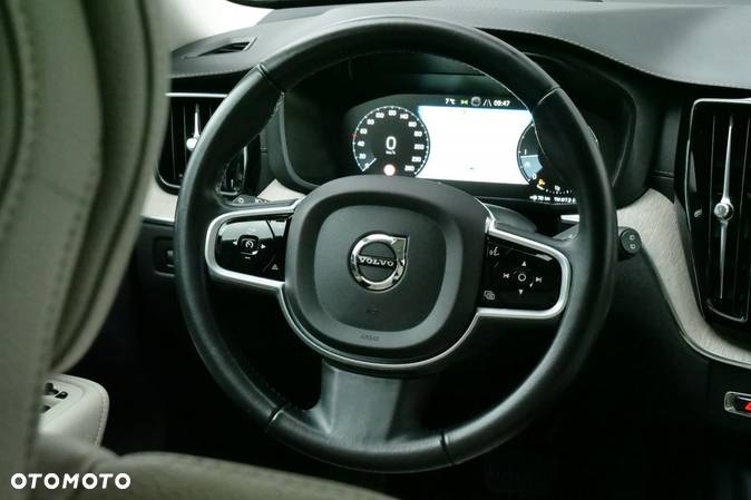 Volvo XC 60 - 19