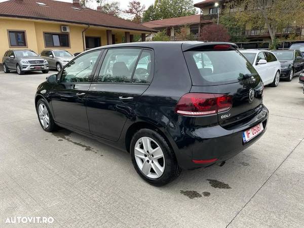 Volkswagen Golf 1.6 TDI DPF BlueMotion - 3