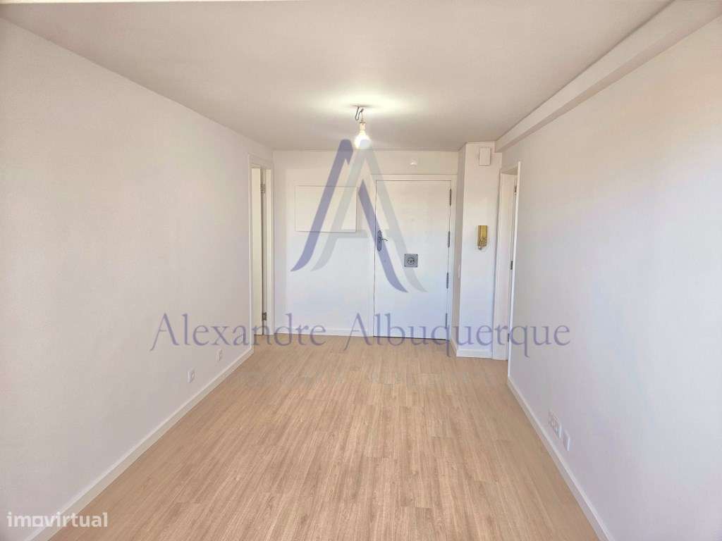 Apartamento T2 Renovado em Santana - Sesimbra | Excelente Oportunidade-9