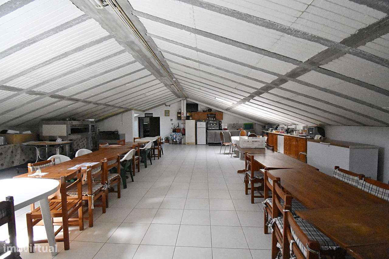 Fábrica em funcionamento para produção alimentar | Cacia, Aveiro-29