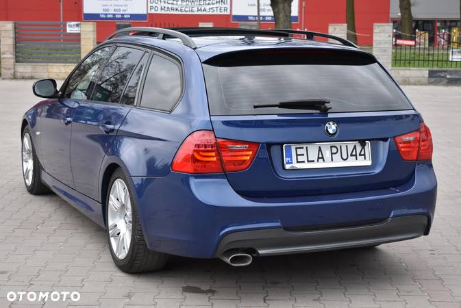 BMW Seria 3 320d DPF Touring - 10