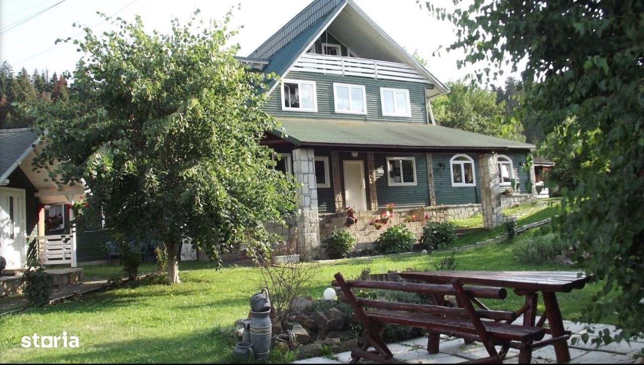 Proprietate agroturistică de vânzare - Agapia, 380.000 Euro - Imagine principală: 1/12