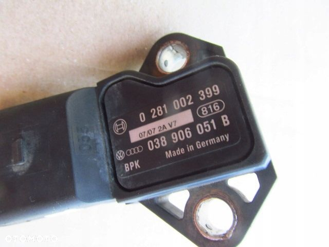 Audi A6 C6 3.0 tdi 04/11 Mapsensor 038906051B - 4