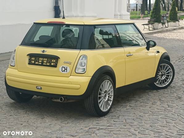 MINI ONE Standard - 20