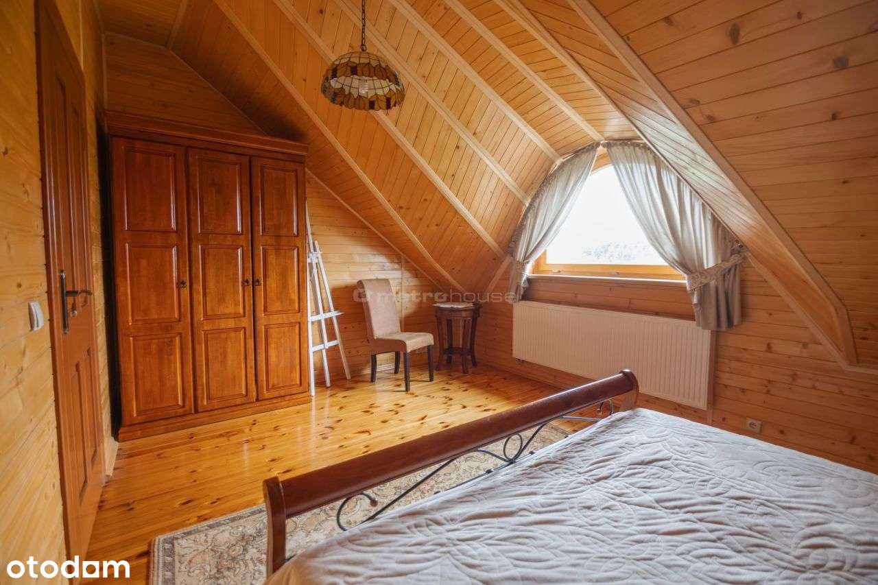 Wyjątkowy dom z bala w prywatnym parku-12