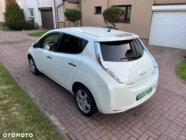 Nissan Leaf - 11