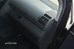 Dezmembrari  VW TOURAN (1T)  2003  > 2010 2.0 TDI Motorina - 24