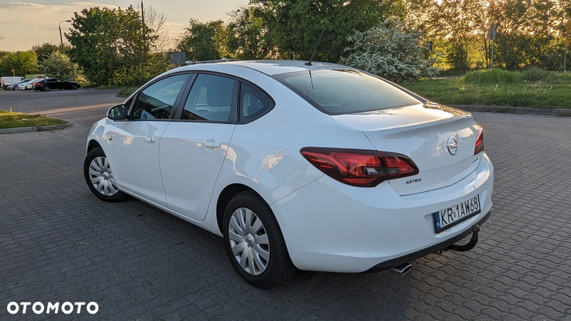 Opel Astra IV 1.4 T Active - 7