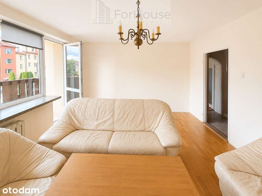 S.K.M. Dwustronne. Duży balkon.  Piwnica. Garaż.-2