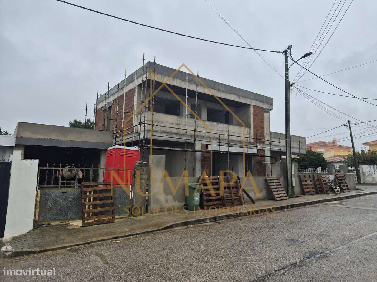 Moradia T4 com Piscina nos Foros Amora - Grande imagem: 5/9