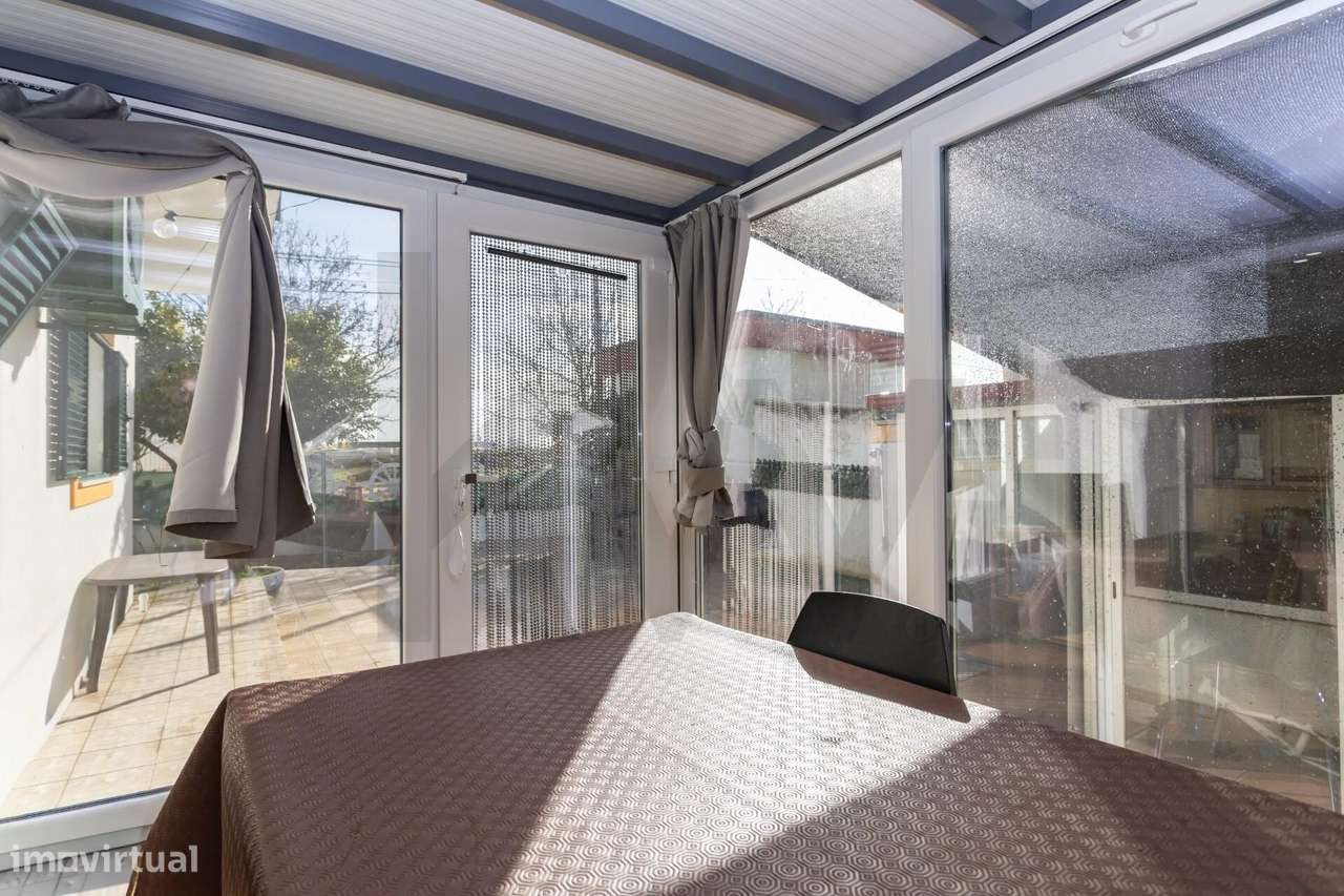 Moradia T4 na Moita – Zona do Palheirão | Excelente Exposição Solar-5