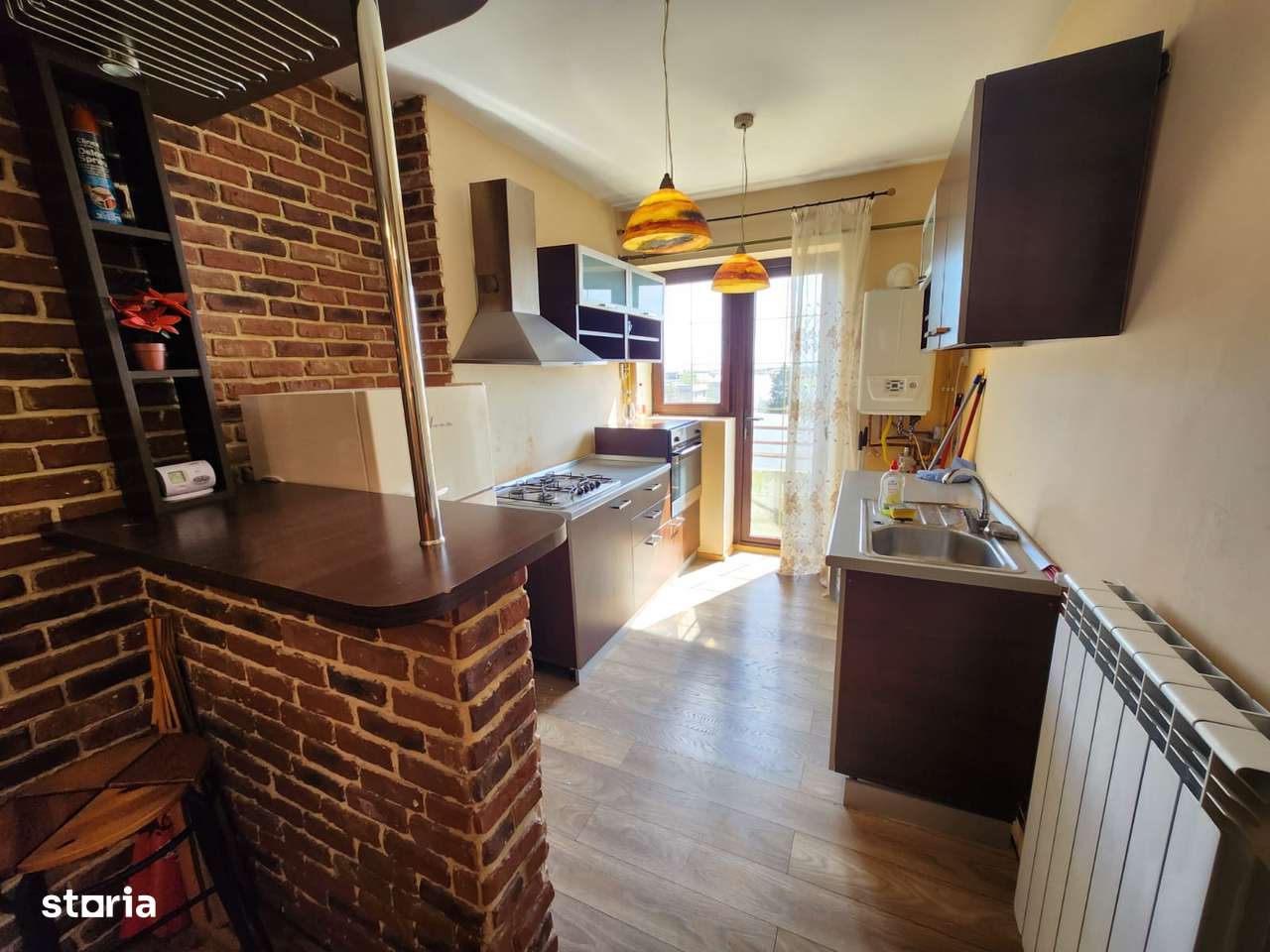 Ultracentral Ploiesti strada Tache Ionescu garsoniera 45 mp - Imagine principală: 4/8