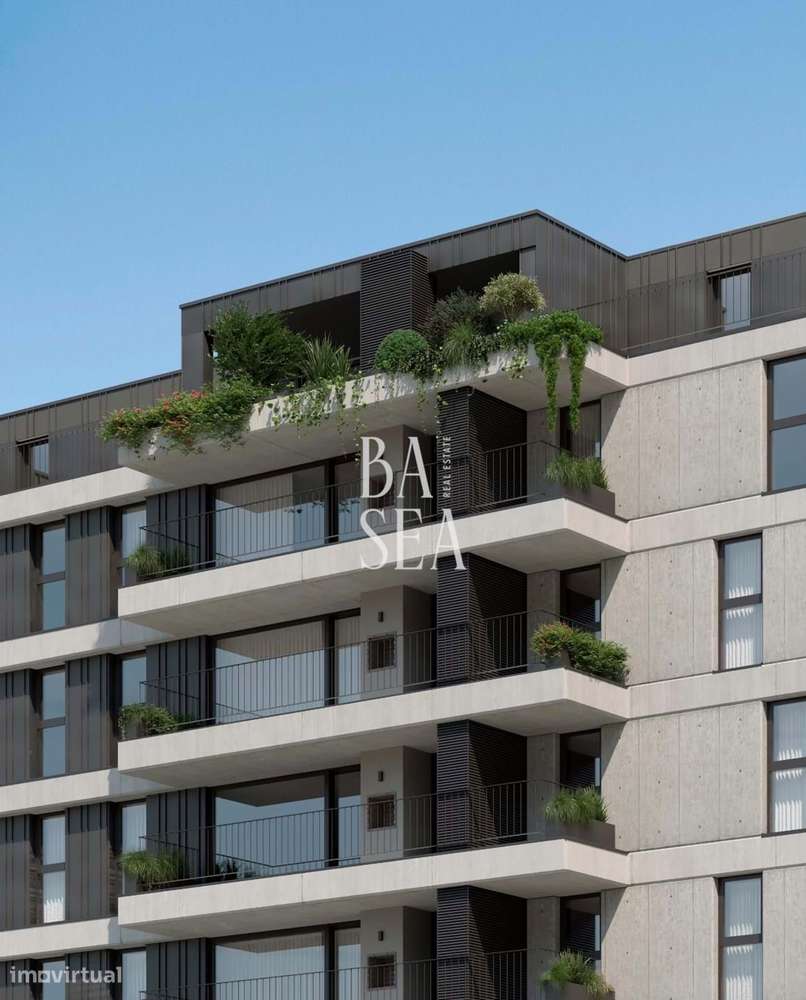 Apartamento T3 Box 1 Carro em Condomínio com Piscina em Ramalde Porto-6