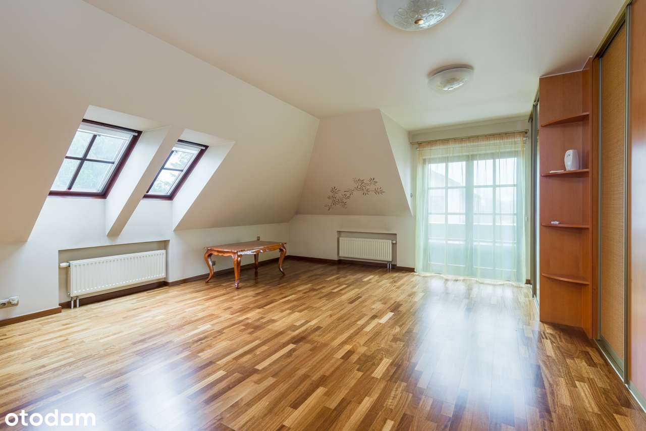 Wspaniały dom w rewelacyjnej lokalizacji-16