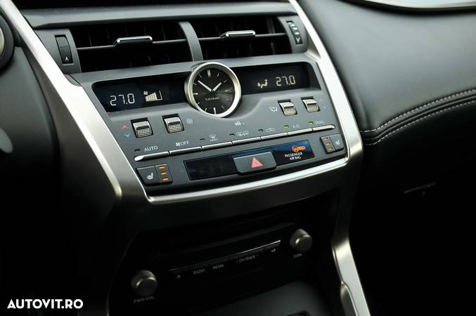Lexus Seria NX 300h - 14