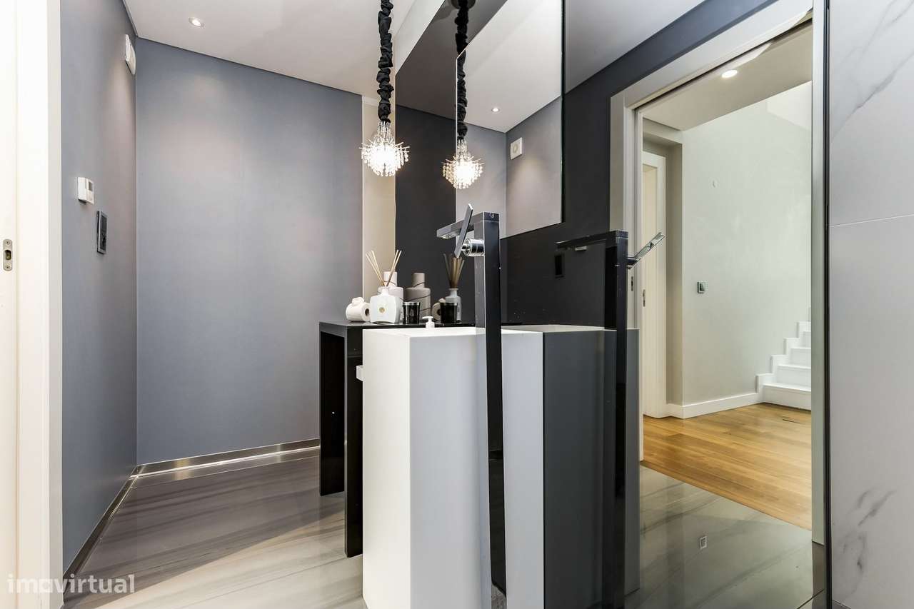 Moradia T5 de Luxo no Estoril — Exclusividade, Conforto e Estilo de Vi-9