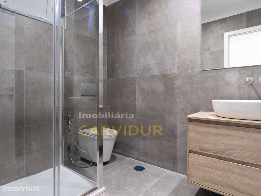 Apartamento T3 remodelação contemporânea com Quintal-19