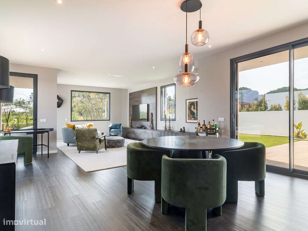 Moradia T4 com piscina, em Reguengo Grande, Lourinhã - Grande imagem: 3/26