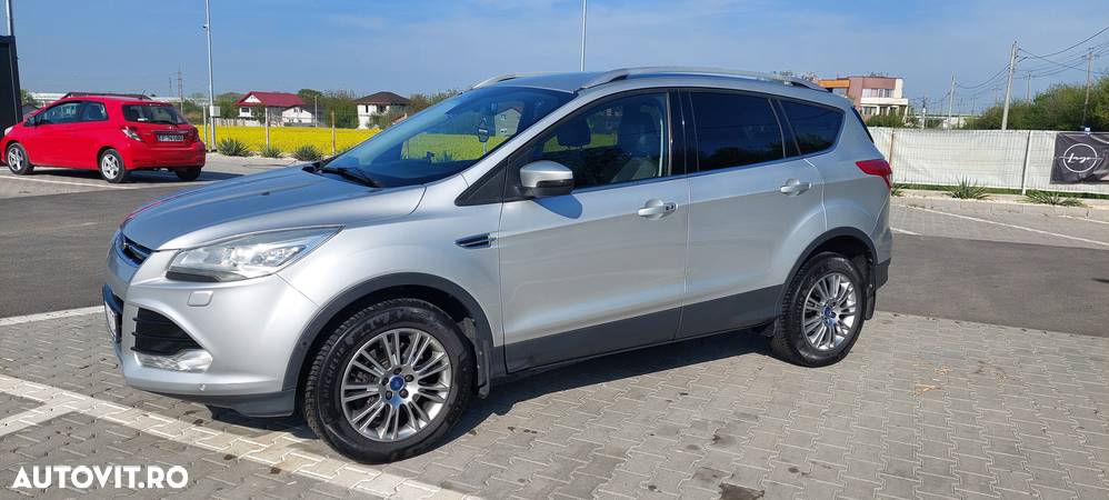 Ford Kuga - 2