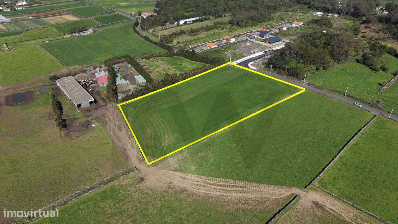 Terreno Rústico em Rabo de Peixe com 8.040m2 - Grande imagem: 4/5