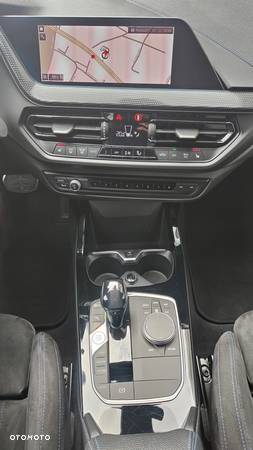 BMW Seria 1 120i M Sport - 13