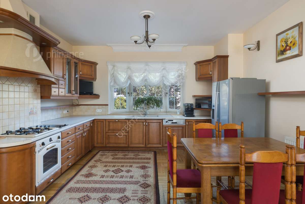 Salon z kuchnią, 8 sypialni, 443,70m2, garaż!-7