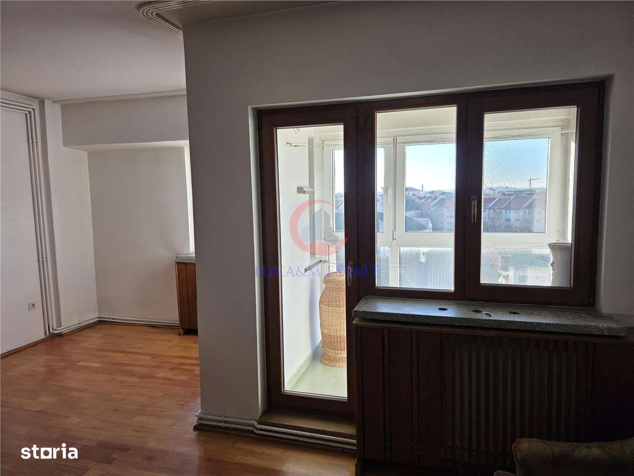 Apartament spatios 4 camere 97 mp – living 23 mp – Bd. Simion Barnutiu-6