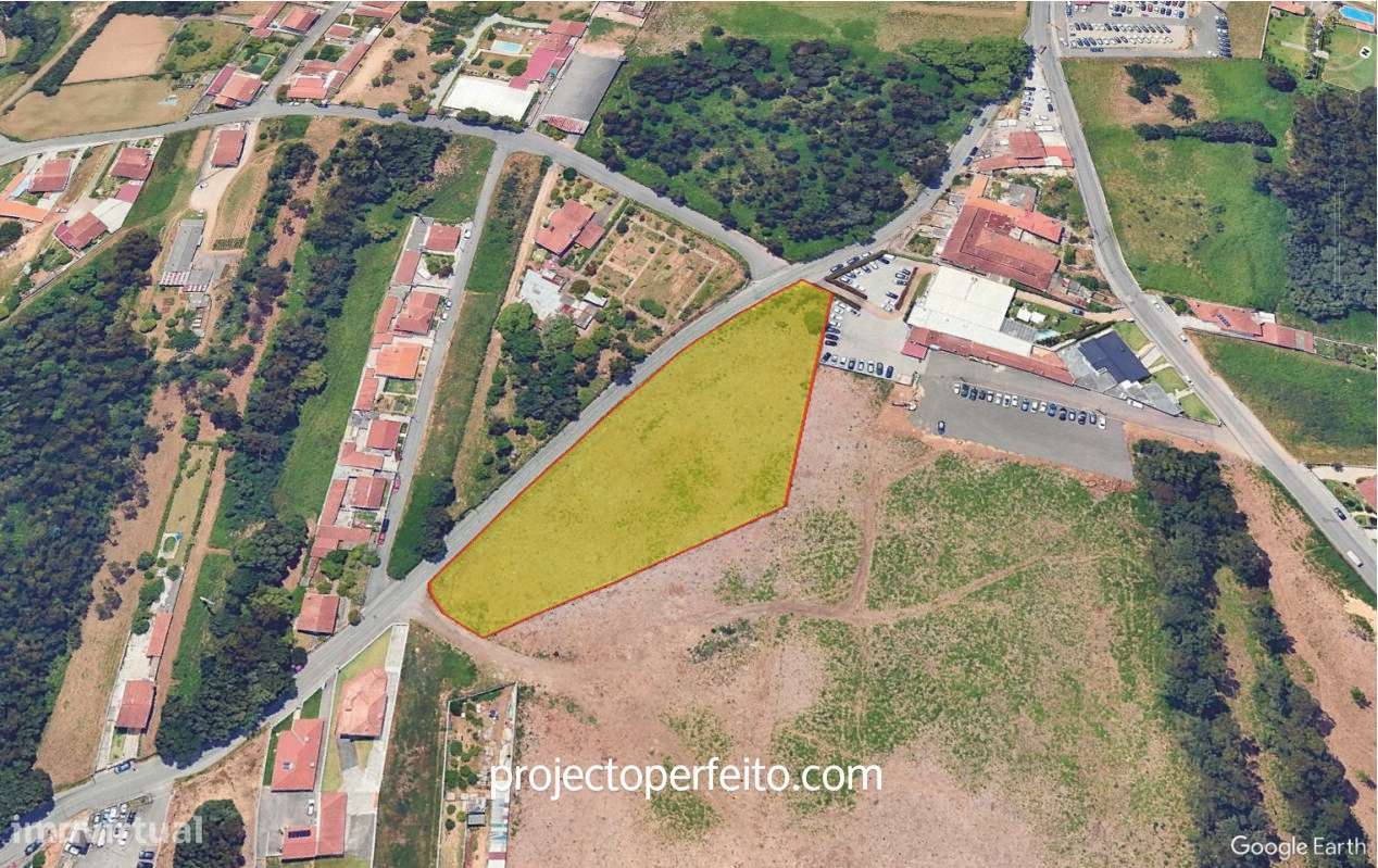 Terreno Urbano  Venda em Nogueira da Regedoura,Santa Maria da Feira - Grande imagem: 3/4