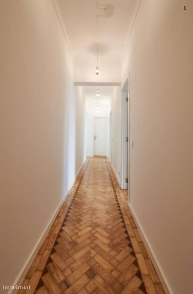 Quarto - localizado em Alcântara Lisbon - Grande imagem: 4/10