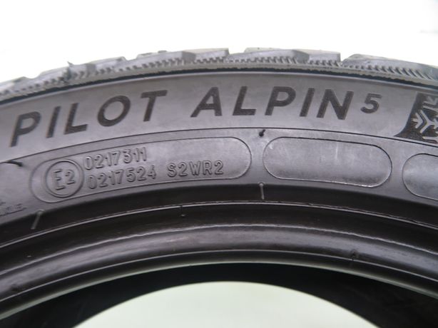 alt