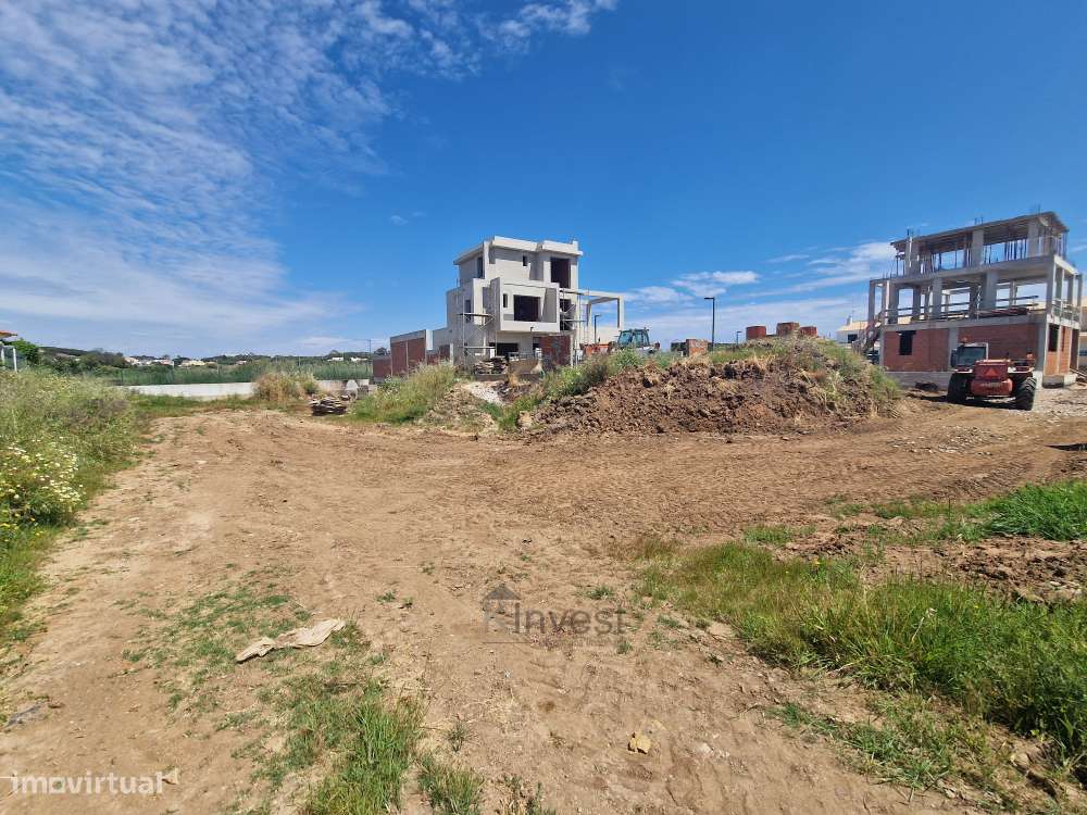 Lote Urbano para Moradia T4, junto ao Verdelago Resort, com PIP aprova-3