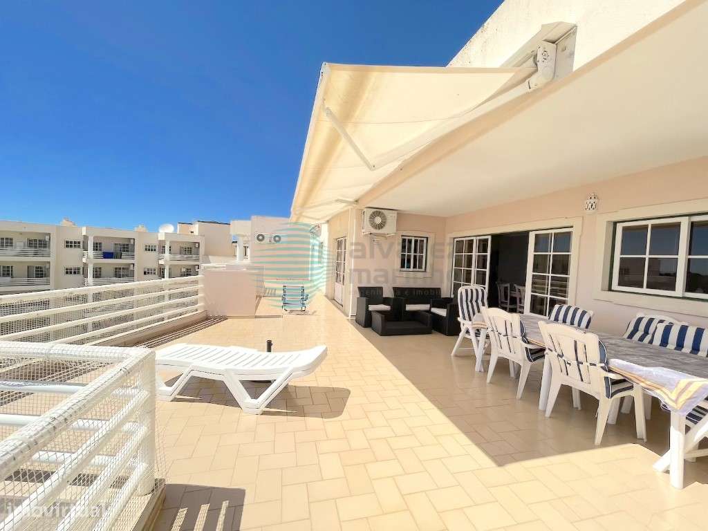 Penthouse 4 assoalhadas com uma área de 232m2, terraço 107m2, Vau, ...-22