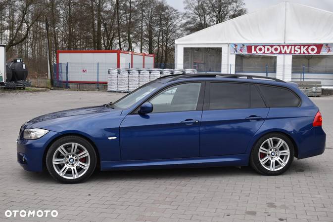 BMW Seria 3 320d DPF Touring - 6