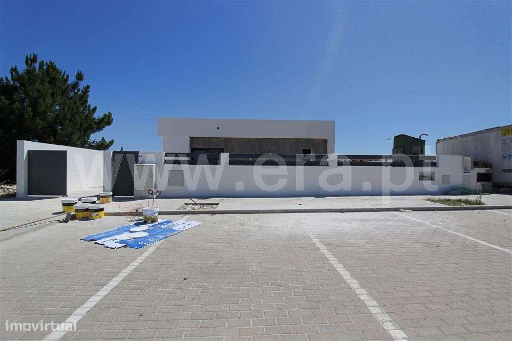 Moradia Isolada 3 quartos - Grande imagem: 2/27