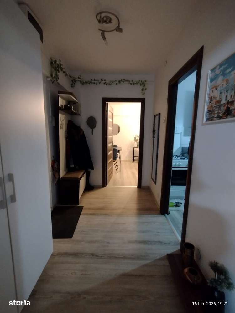 Apartament doua camere, et.1, centrul cartierului Rovine-zona Părculeț-3