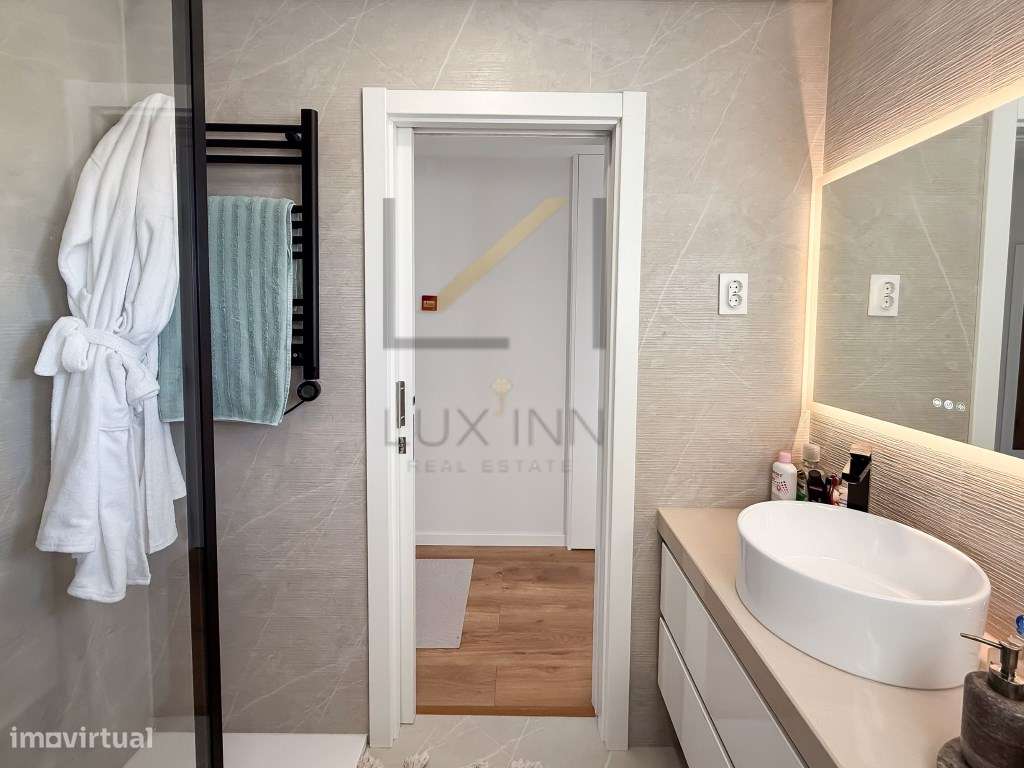 Apartamento T1 totalmente remodelado no Condomínio Palmela Village,... - Grande imagem: 4/22