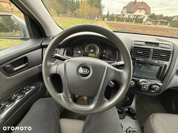 Kia Sportage 2.0 Tour 2WD - 4