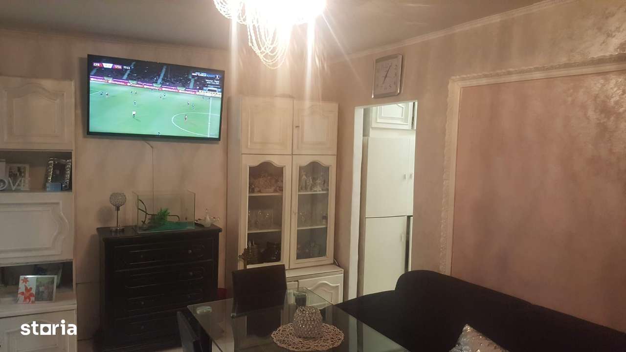 Apartament 3 camere, Casa de pensii-0