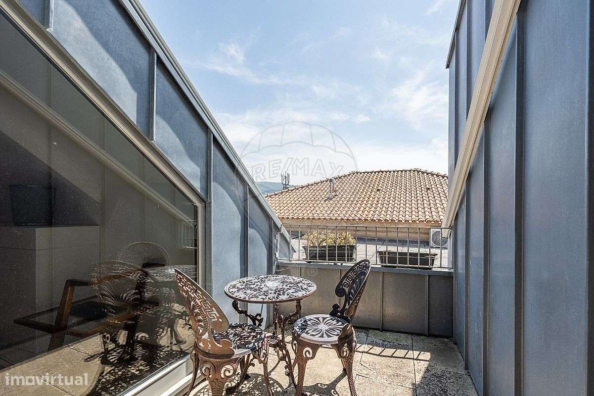 Moradia T6 para venda-34