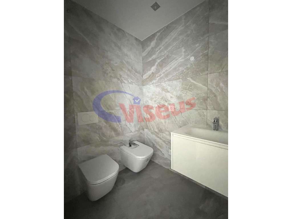 T4 Penthouse com Terraço Canidelo-29