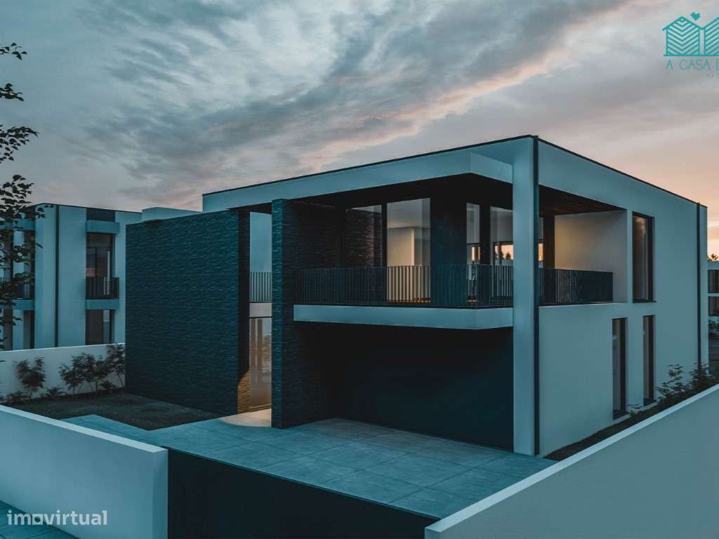 Moradia T5 com Piscina e Terreno em Aveiro - Grande imagem: 3/12